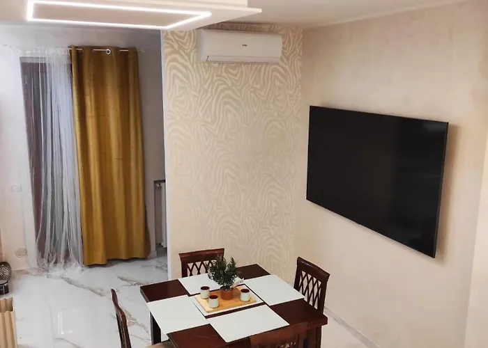 Palazzo In Corte - Nel Cuore Di דירה *