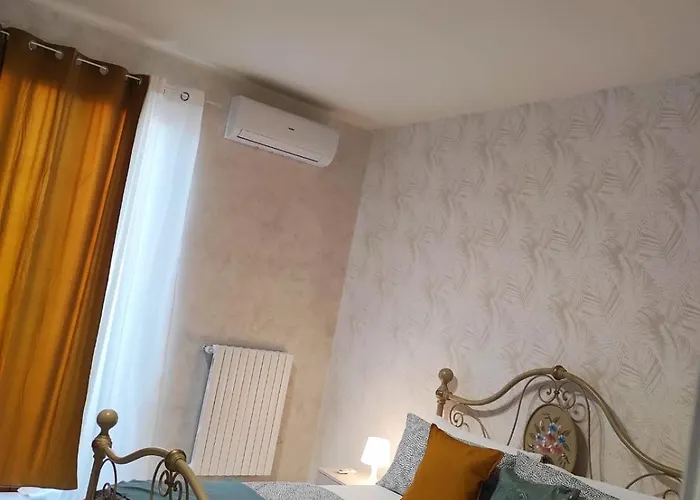 Palazzo In Corte - Nel Cuore Di בארי