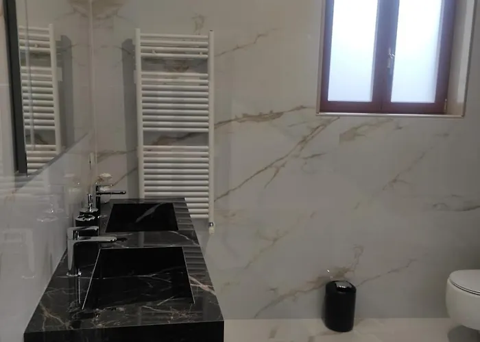 Palazzo In Corte - Nel Cuore Di דירה בארי